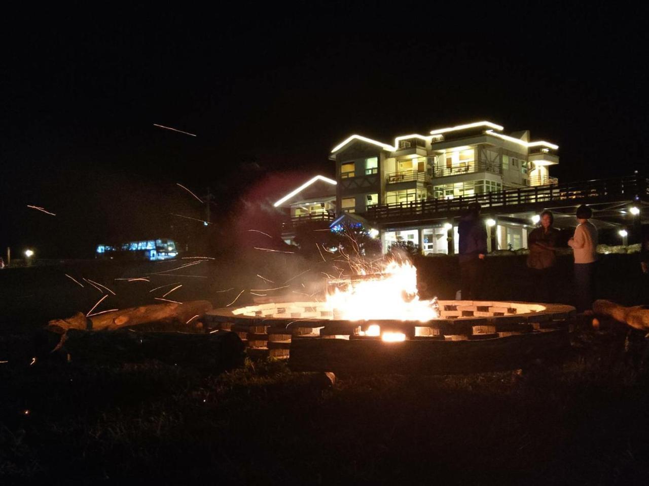 Fully One B&B Taitung Bagian luar foto